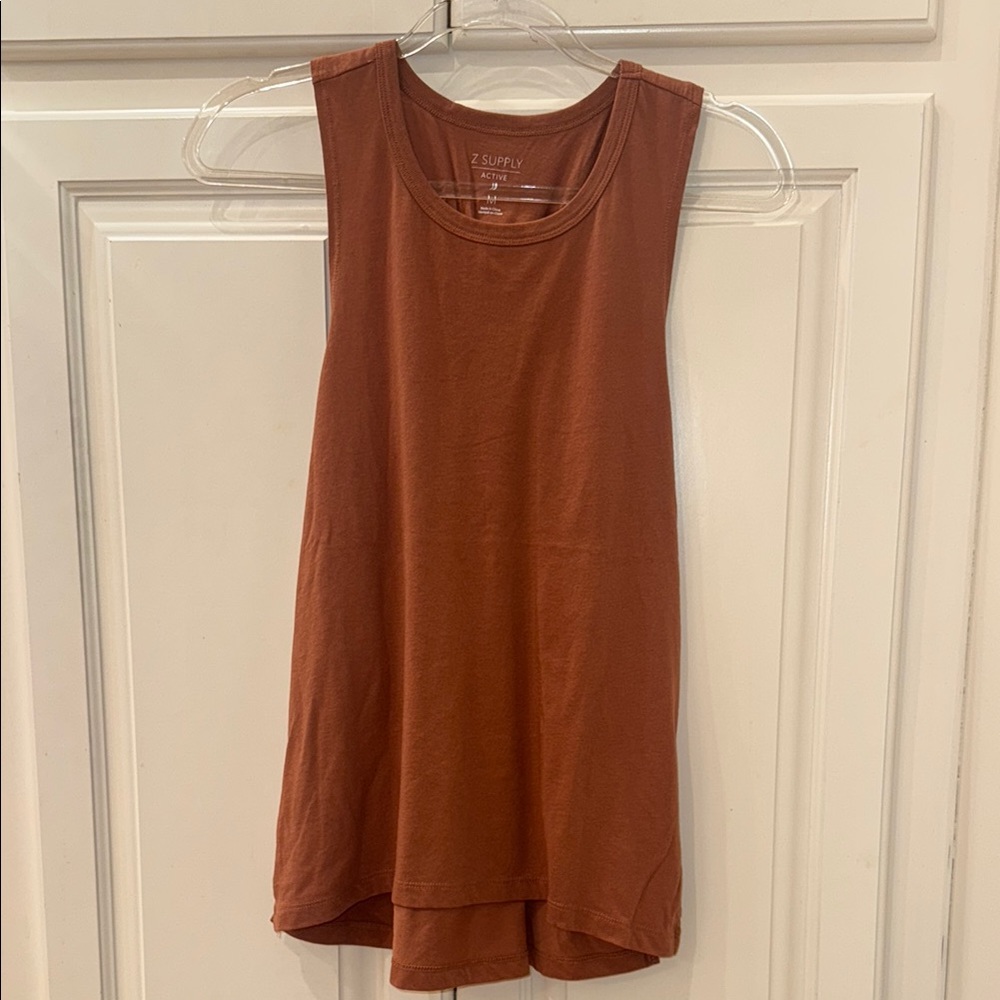 Z Supply women’s active wear/ Size M tank - EUC - gathered back, oversized